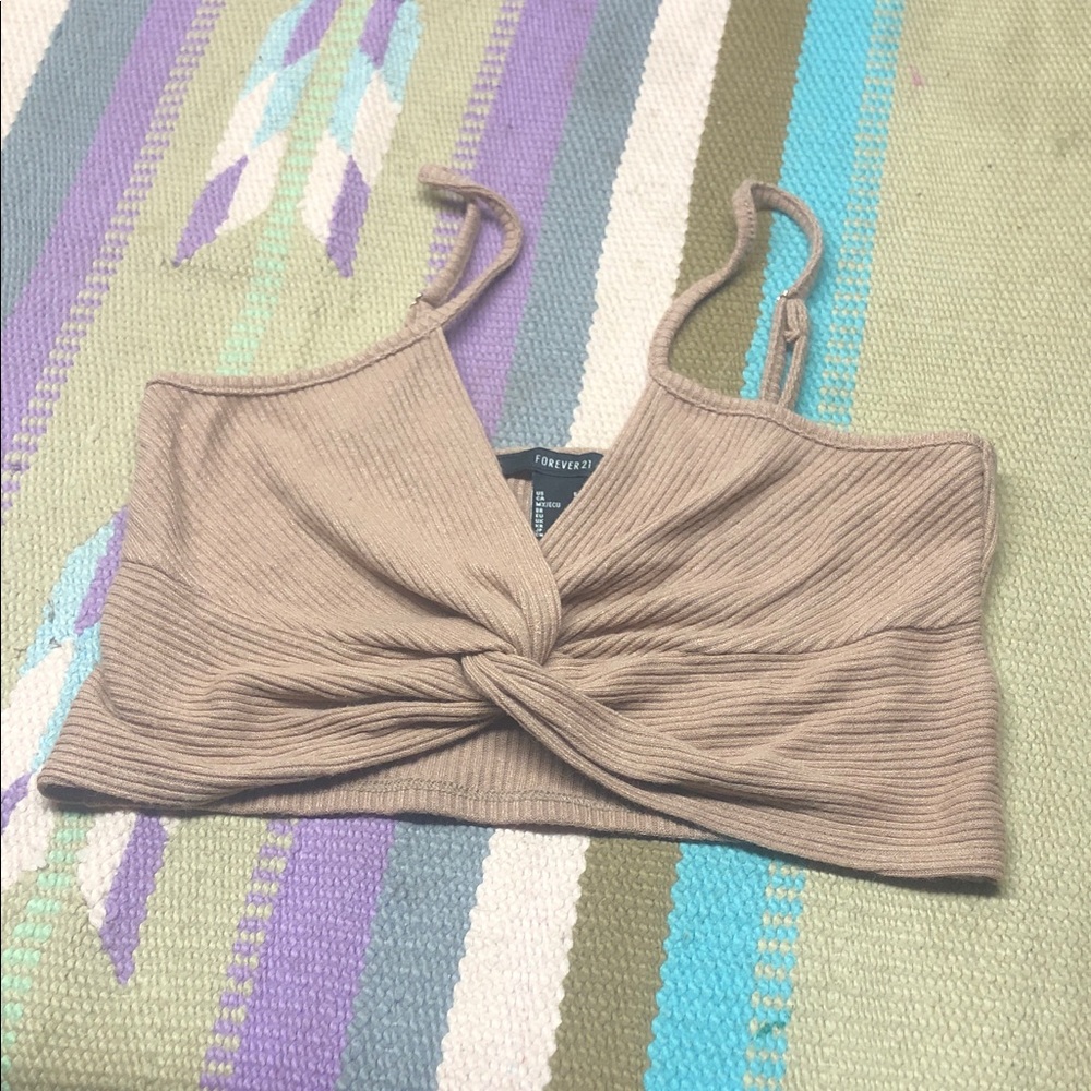 🥥Forever 21 Beige Twist-Front Crop Top 🐆
